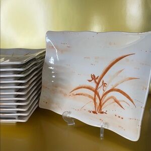 Set of 12 Thunder Group Gold Orchid Melamine Dinnerware Collection